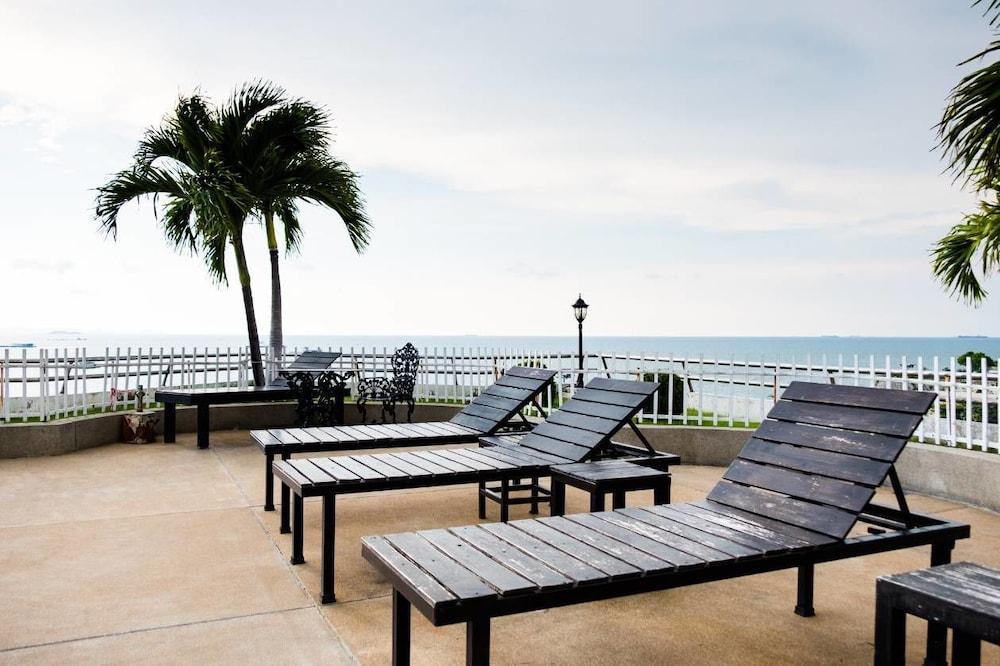Markland Beach View Pattaya Exterior photo