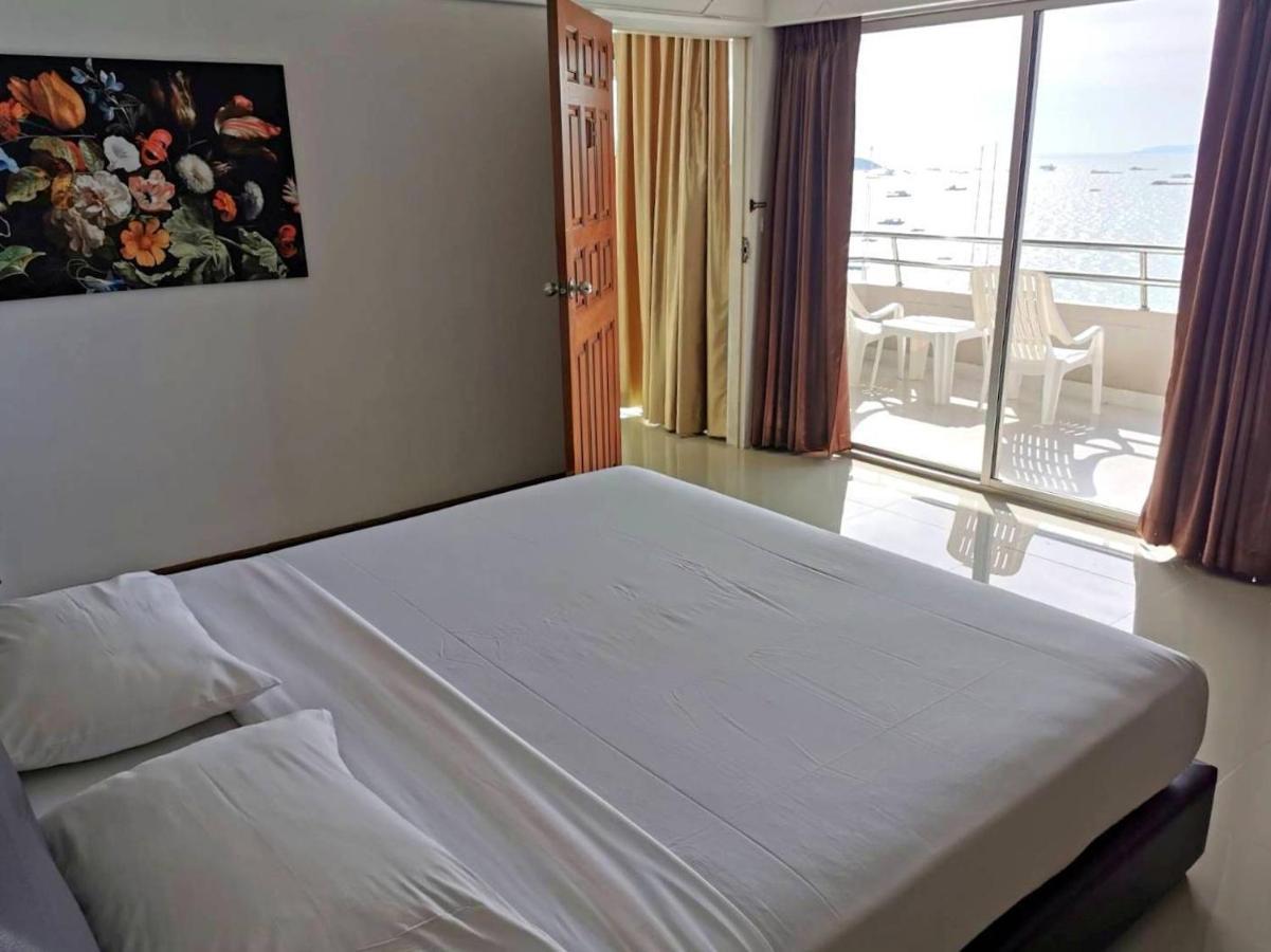 Markland Beach View Pattaya Exterior photo