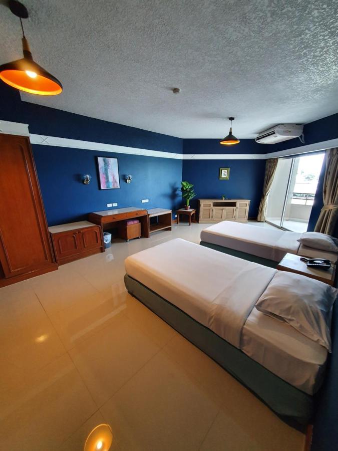 Markland Beach View Pattaya Exterior photo